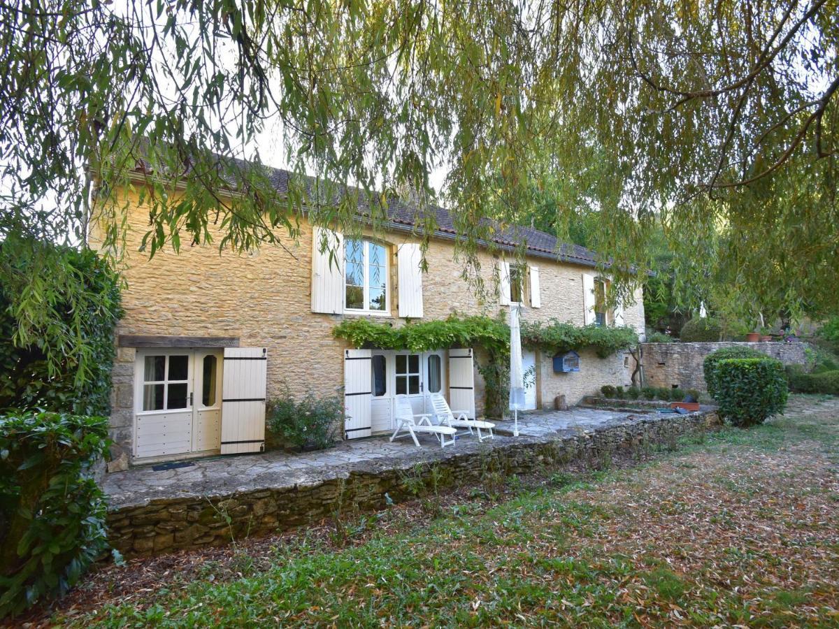 Cosy Holiday Home In Lantheuil With Garden 维尔弗兰彻杜波里 外观 照片
