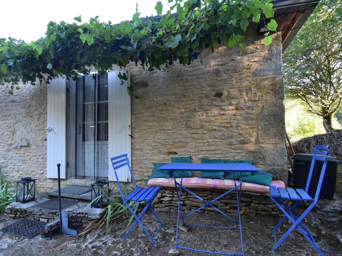 Cosy Holiday Home In Lantheuil With Garden 维尔弗兰彻杜波里 外观 照片