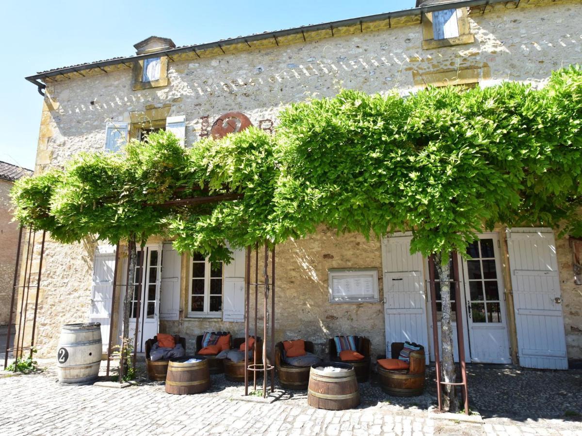Cosy Holiday Home In Lantheuil With Garden 维尔弗兰彻杜波里 外观 照片