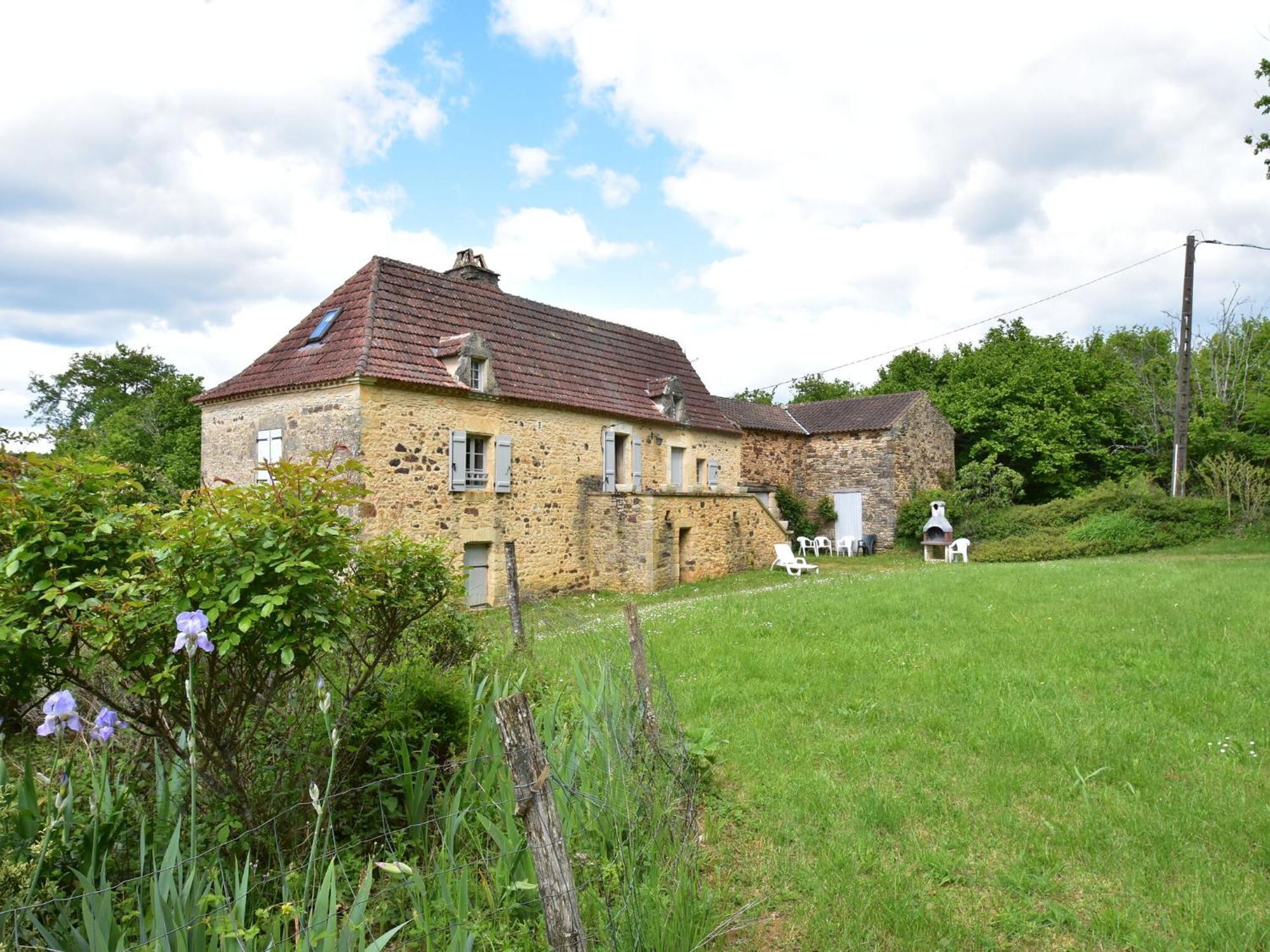 Cosy Holiday Home In Lantheuil With Garden 维尔弗兰彻杜波里 外观 照片