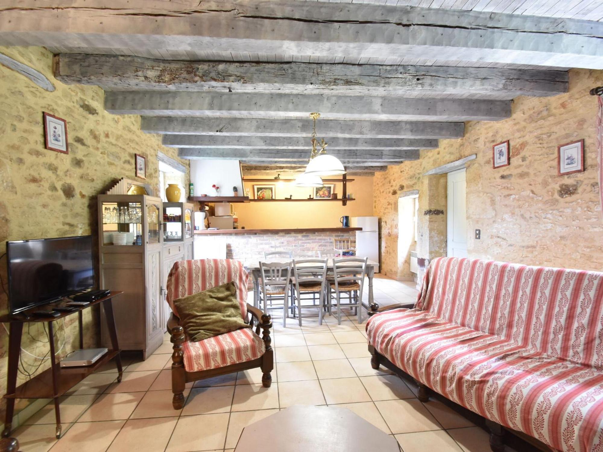 Cosy Holiday Home In Lantheuil With Garden 维尔弗兰彻杜波里 外观 照片
