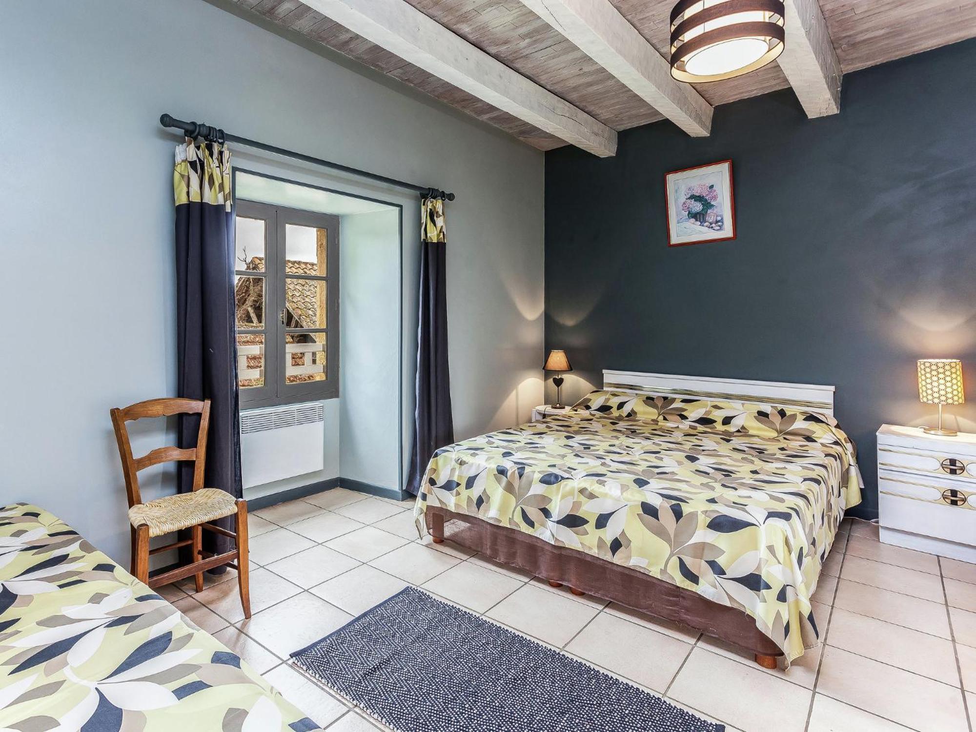Cosy Holiday Home In Lantheuil With Garden 维尔弗兰彻杜波里 外观 照片