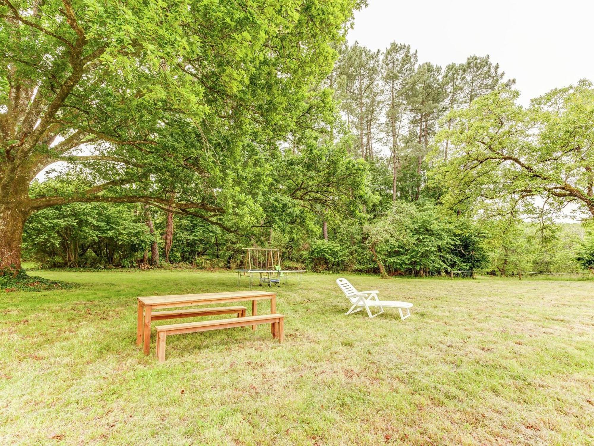 Cosy Holiday Home In Lantheuil With Garden 维尔弗兰彻杜波里 外观 照片